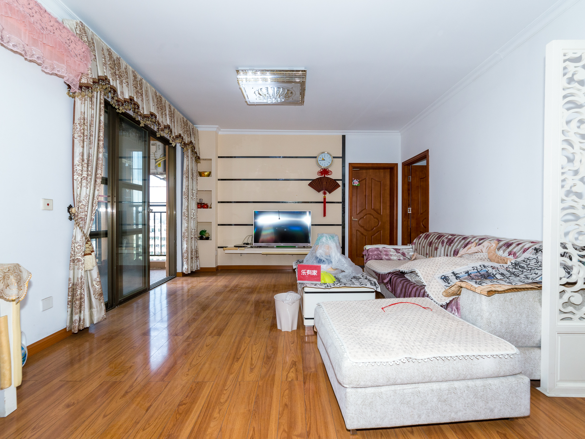 南联双龙片区，三室两厅布局合理，南北通透，采光充足，改造空间大，自由发挥设计理想家居。-深圳旭源怡景轩二手房