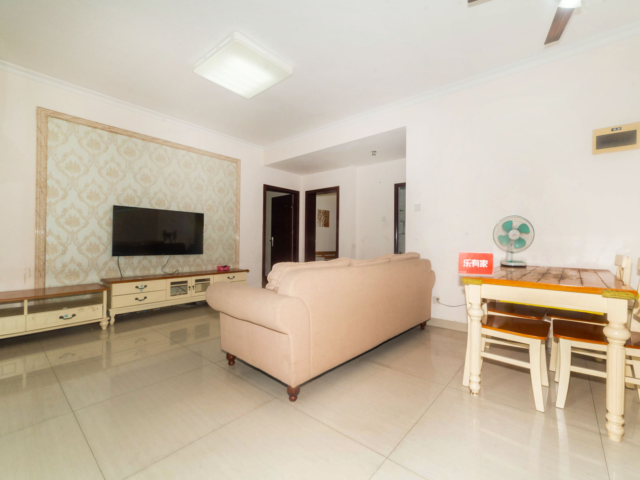 深业东城上邸诚心出售，低于均价，方正户型，通风采光佳，带地面花园，人车分流，机会难得！-深圳深业东城上邸二手房