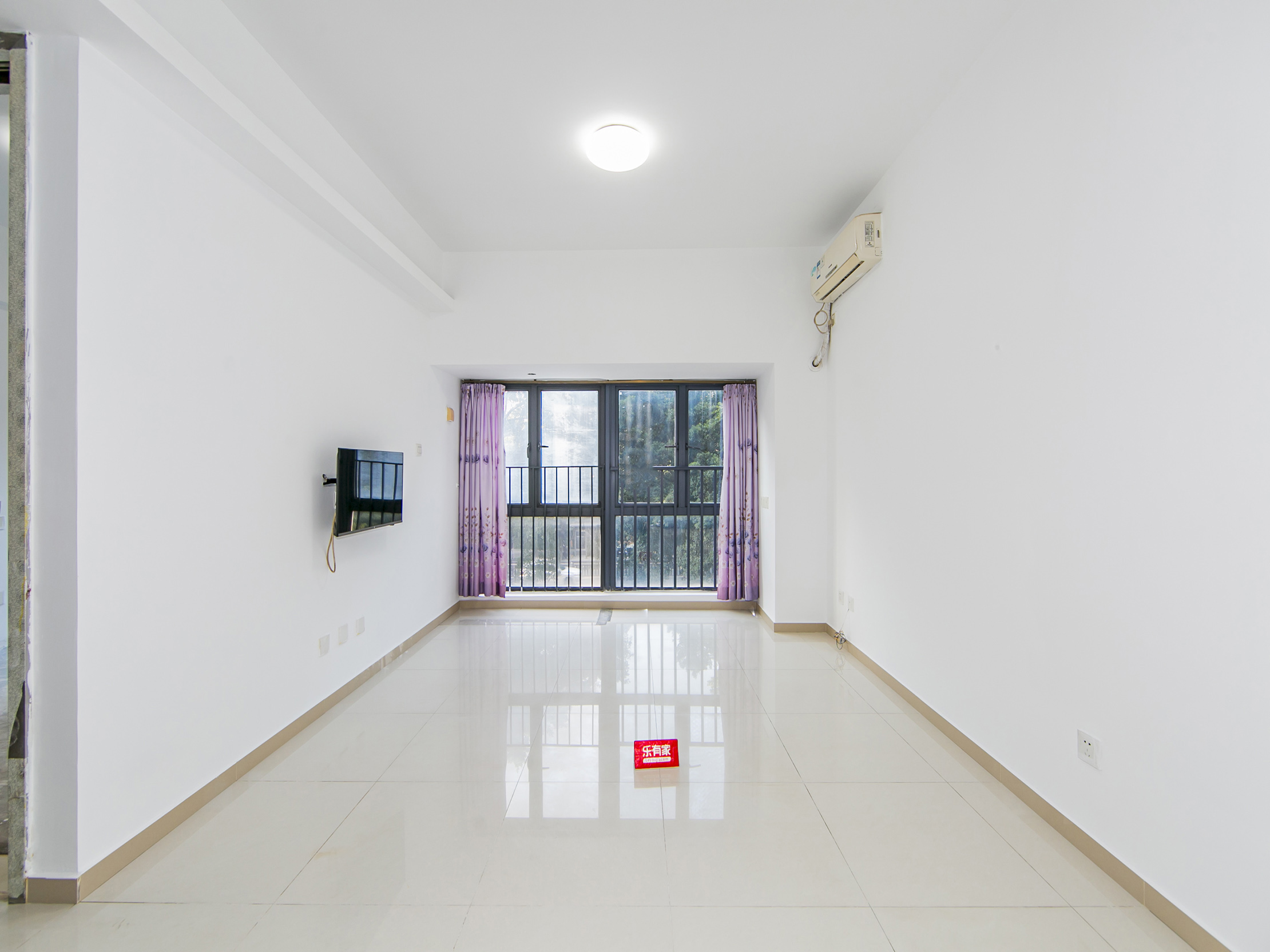 正规大一房诚心出售满五产权-深圳德意名居二手房