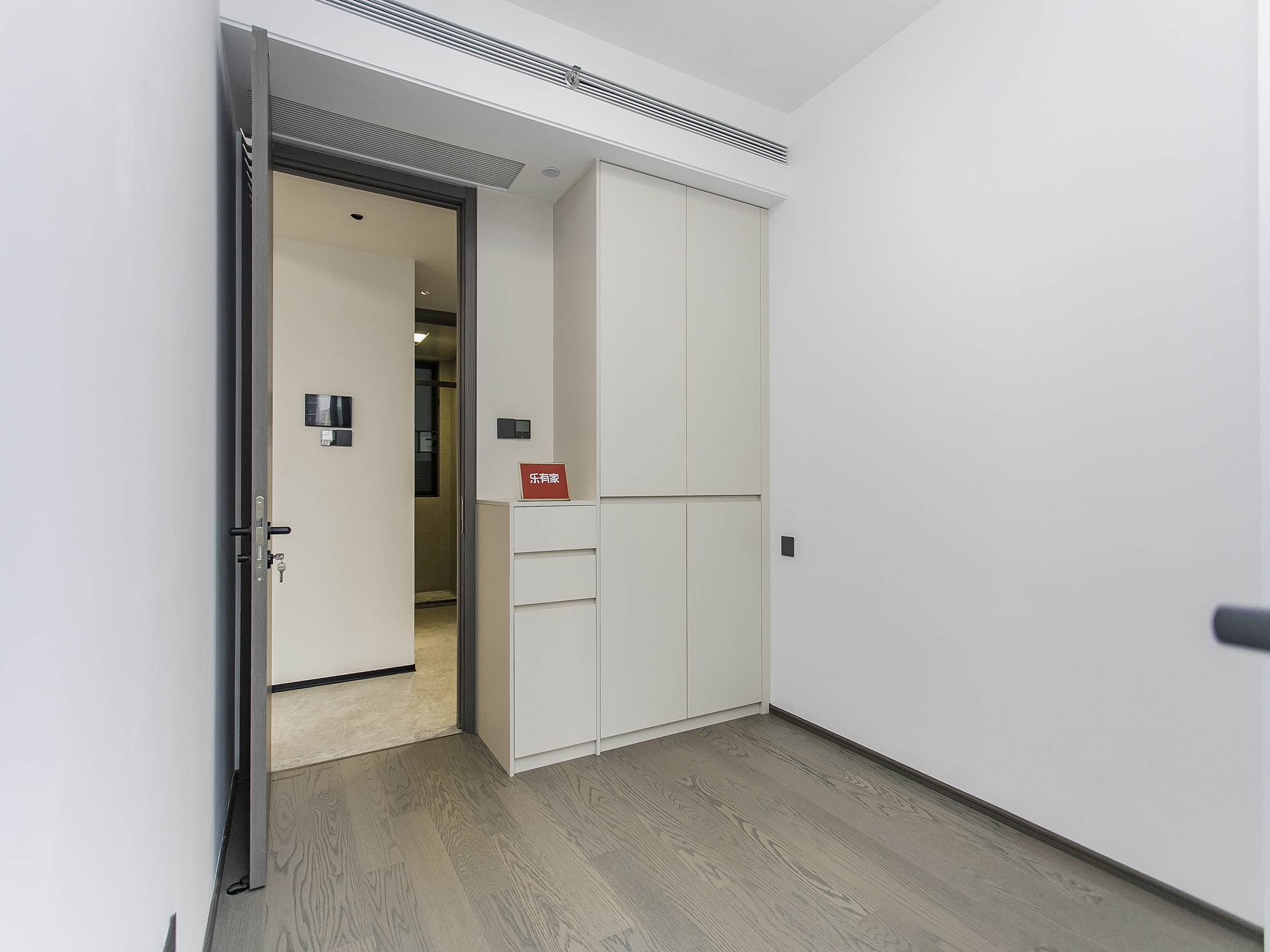 超核中心润府 3房2厅2卫 99㎡