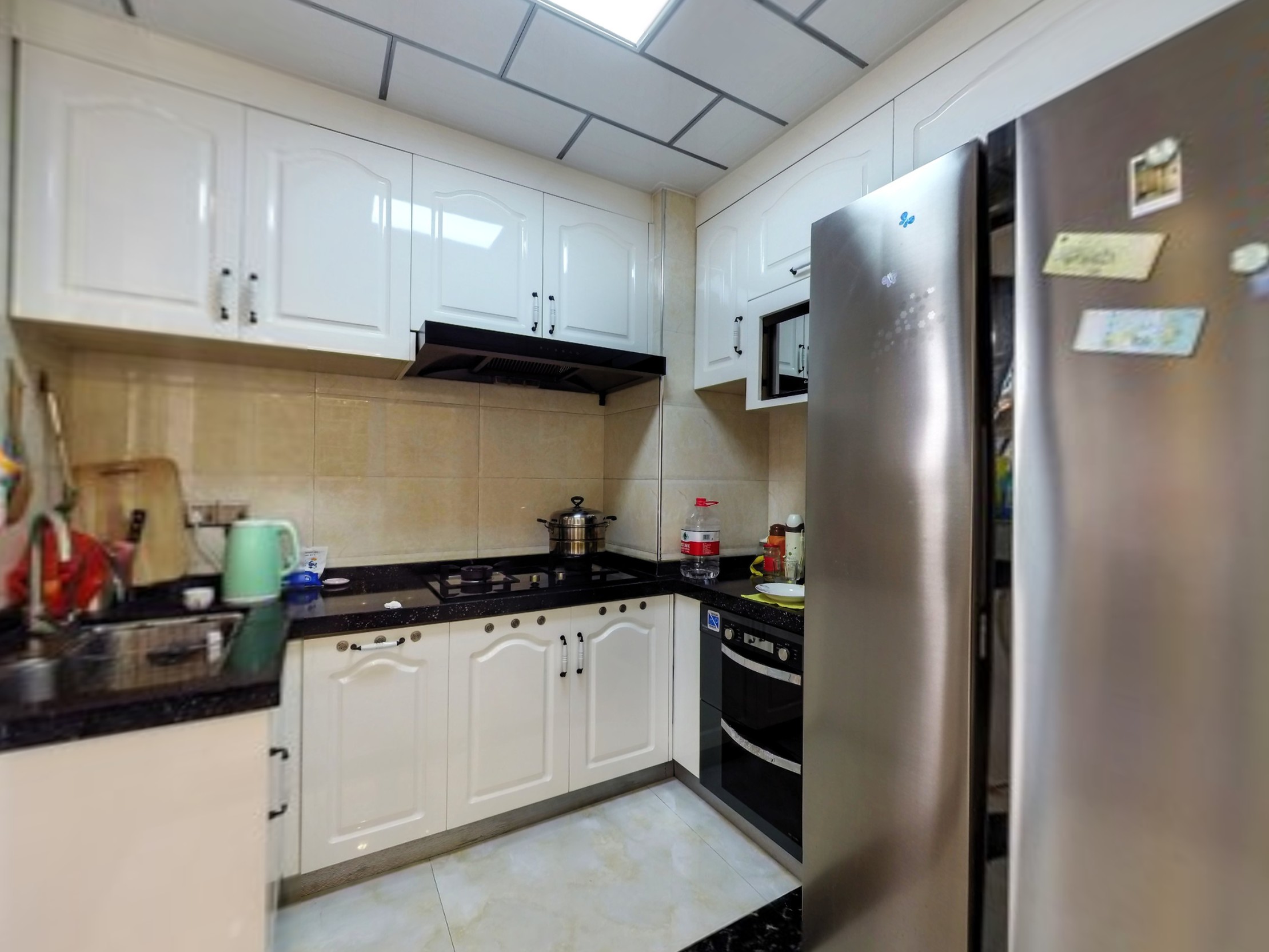 长阳台看湖景，大三房，视野开阔