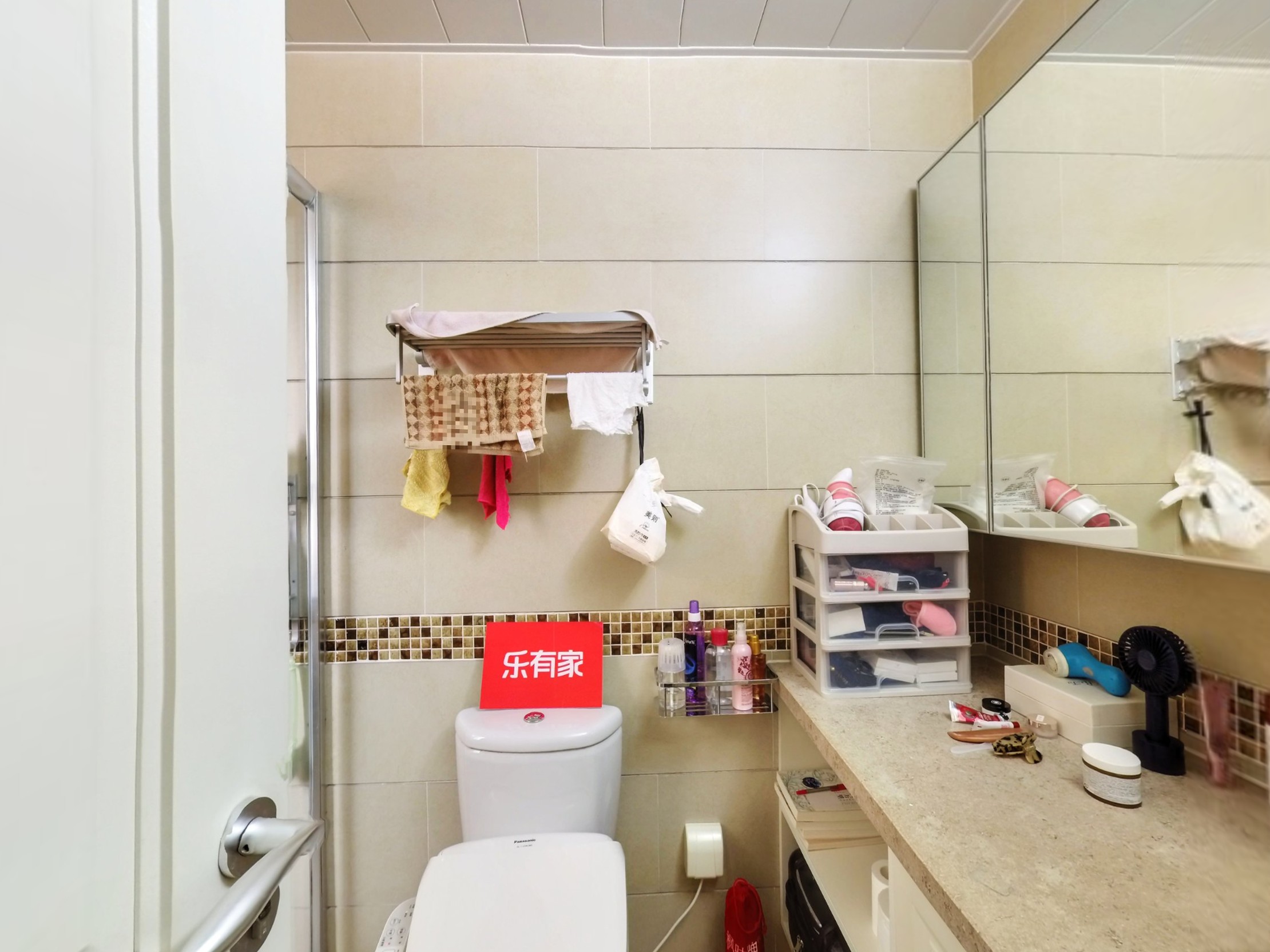 万科翡丽郡，方正户型，通风采光佳，重点学校旁，地面花园，人车分流，业主诚售，随时看房！