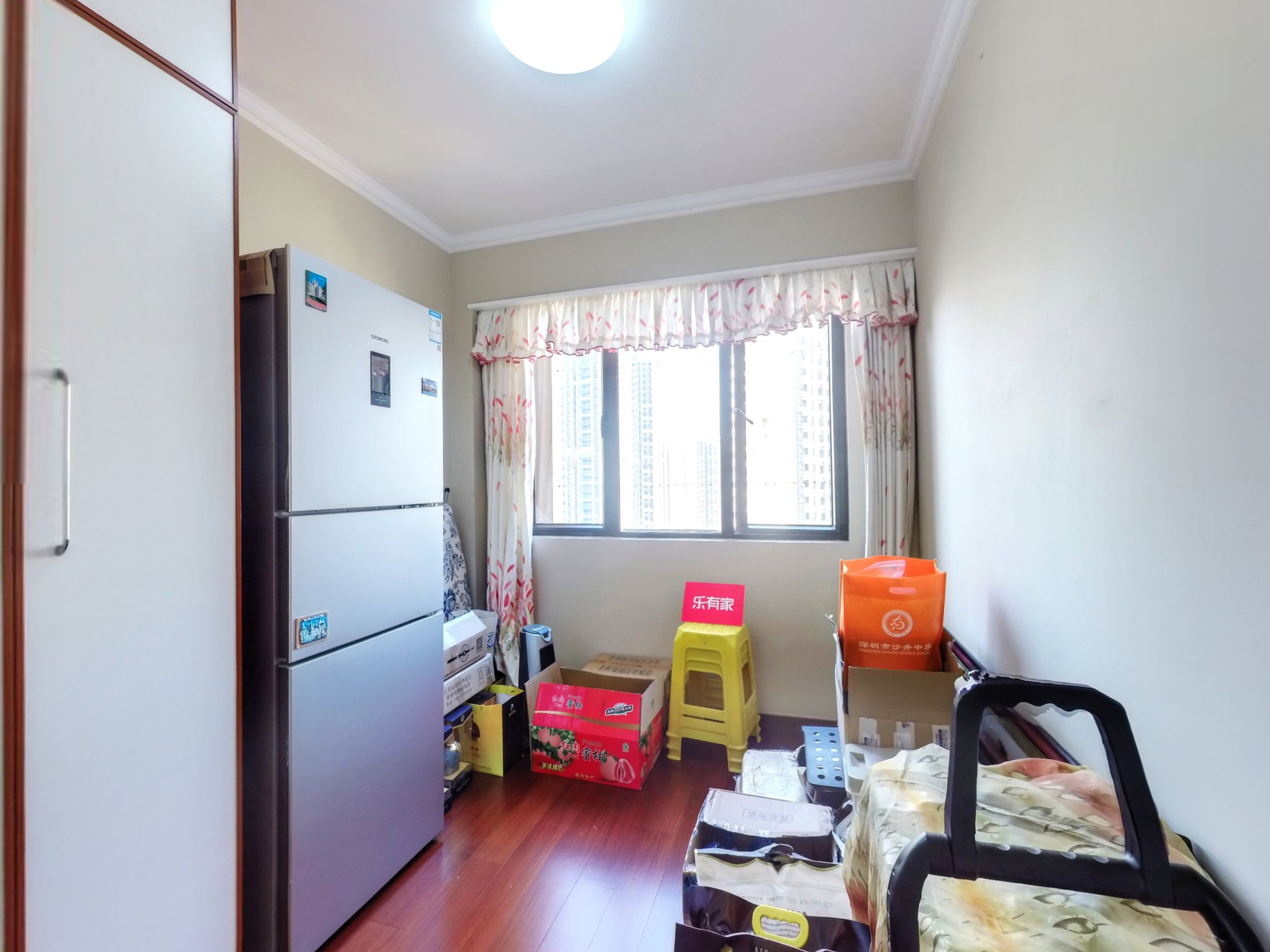 万科翡丽郡，方正户型，通风采光佳，重点学校旁，地面花园，人车分流，业主诚售，随时看房！