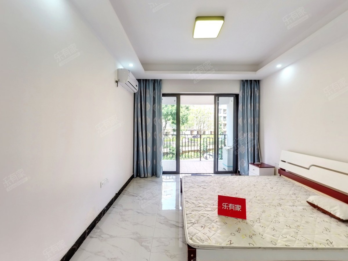 繁华地段电梯大套房保养很好交通便利-深圳阳光半岛商业群楼二手房