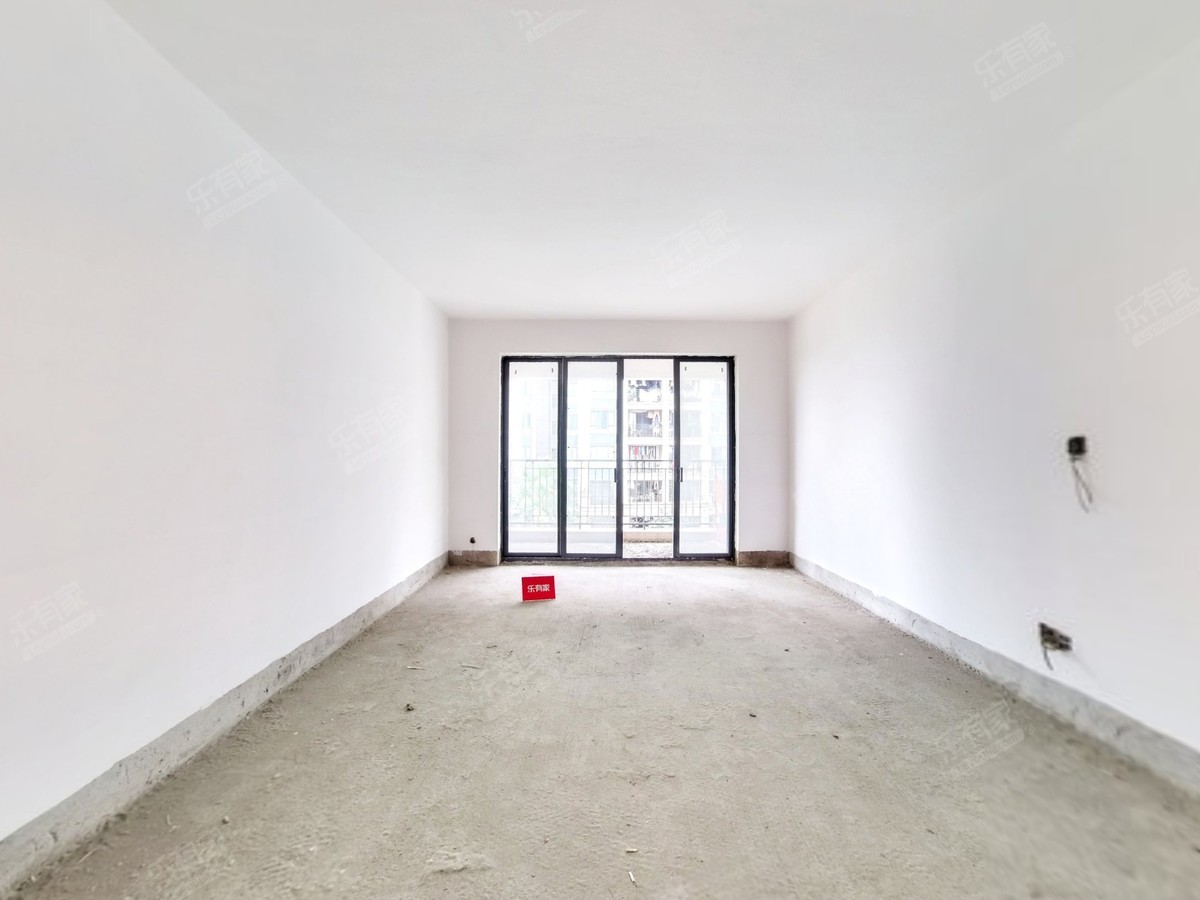 南北对流4房，单价7字头，业主诚心出售-深圳大信芊翠家园二手房