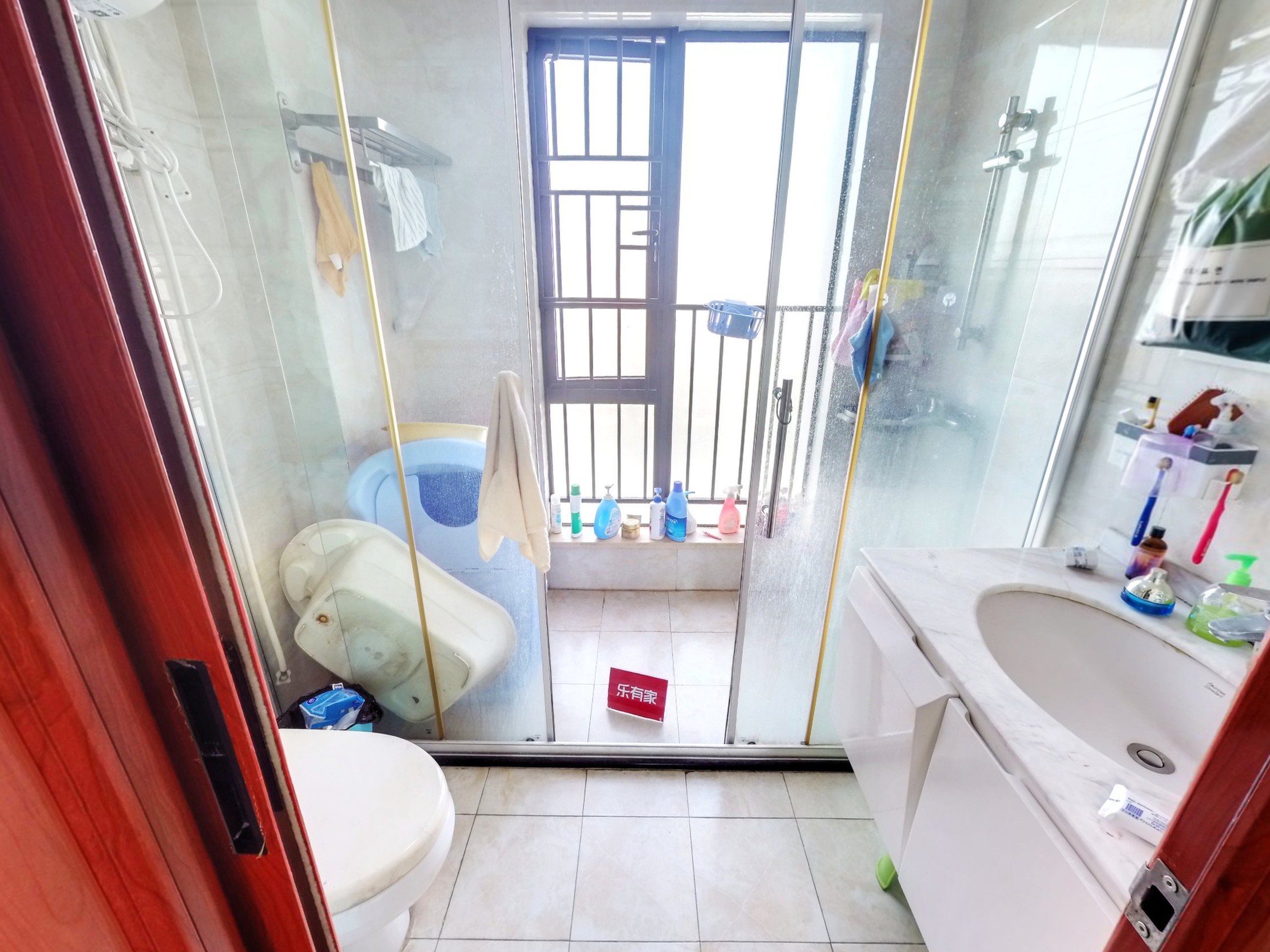 万象新天一期大四房，1号线地铁口