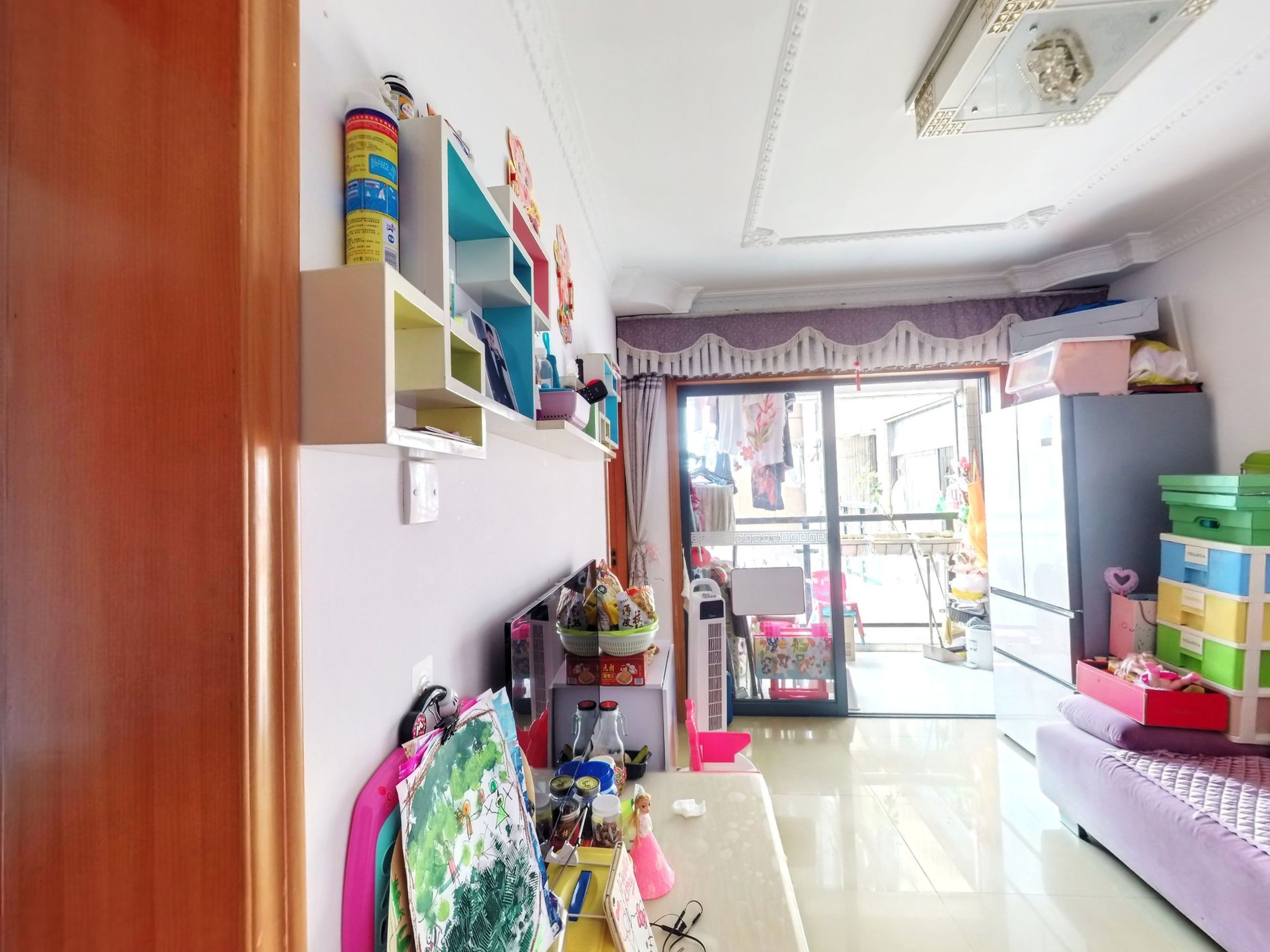地铁口2房低价出租-深圳阳光花园租房