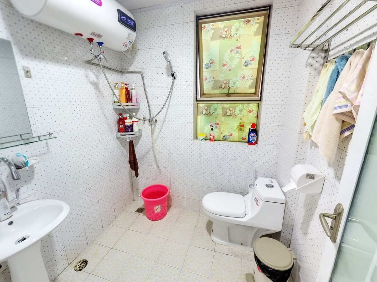 曦龙山庄厕所-1
