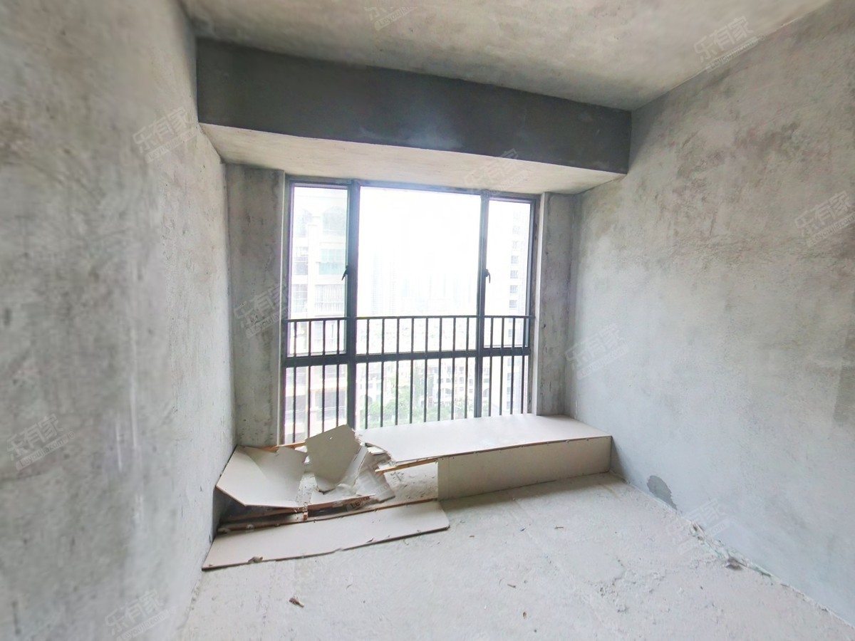 隆基·绿洲花园 3房2厅2卫 117㎡