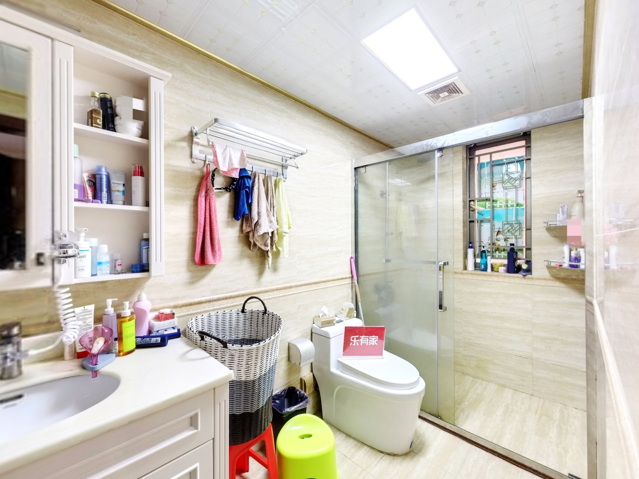 天源大厦 4房2厅2卫 142.27㎡