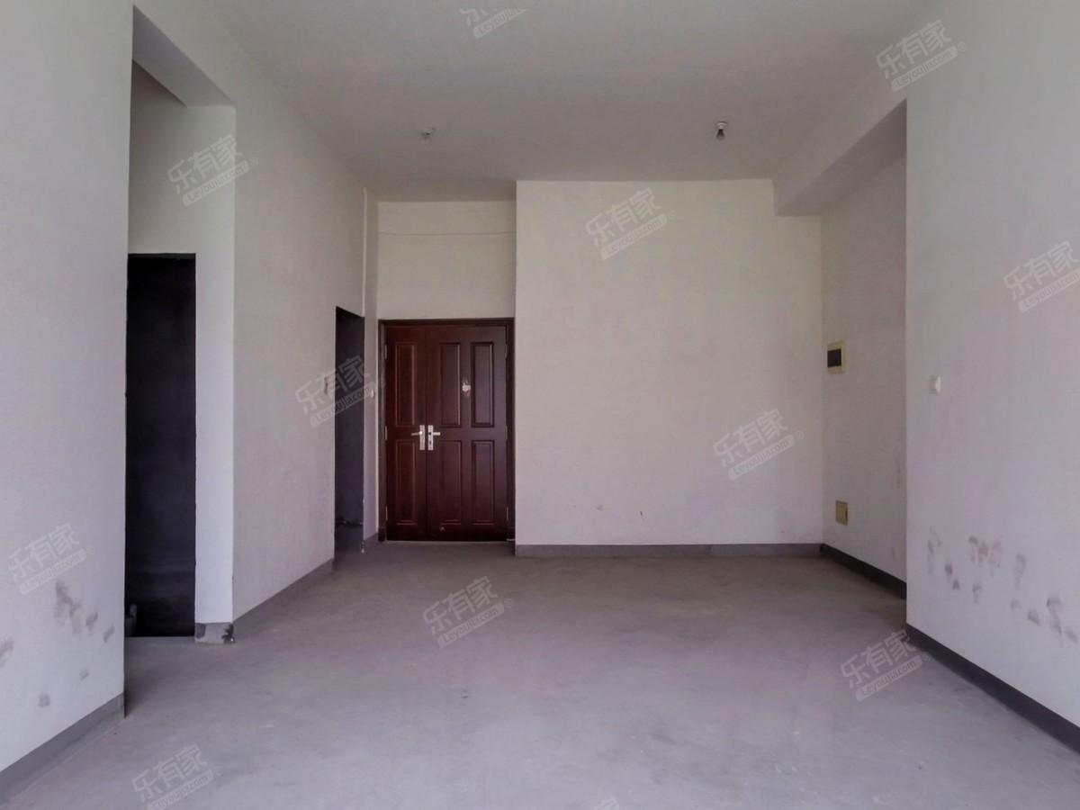 雅居乐世纪新城东南3房，挑高层高，安静不吵