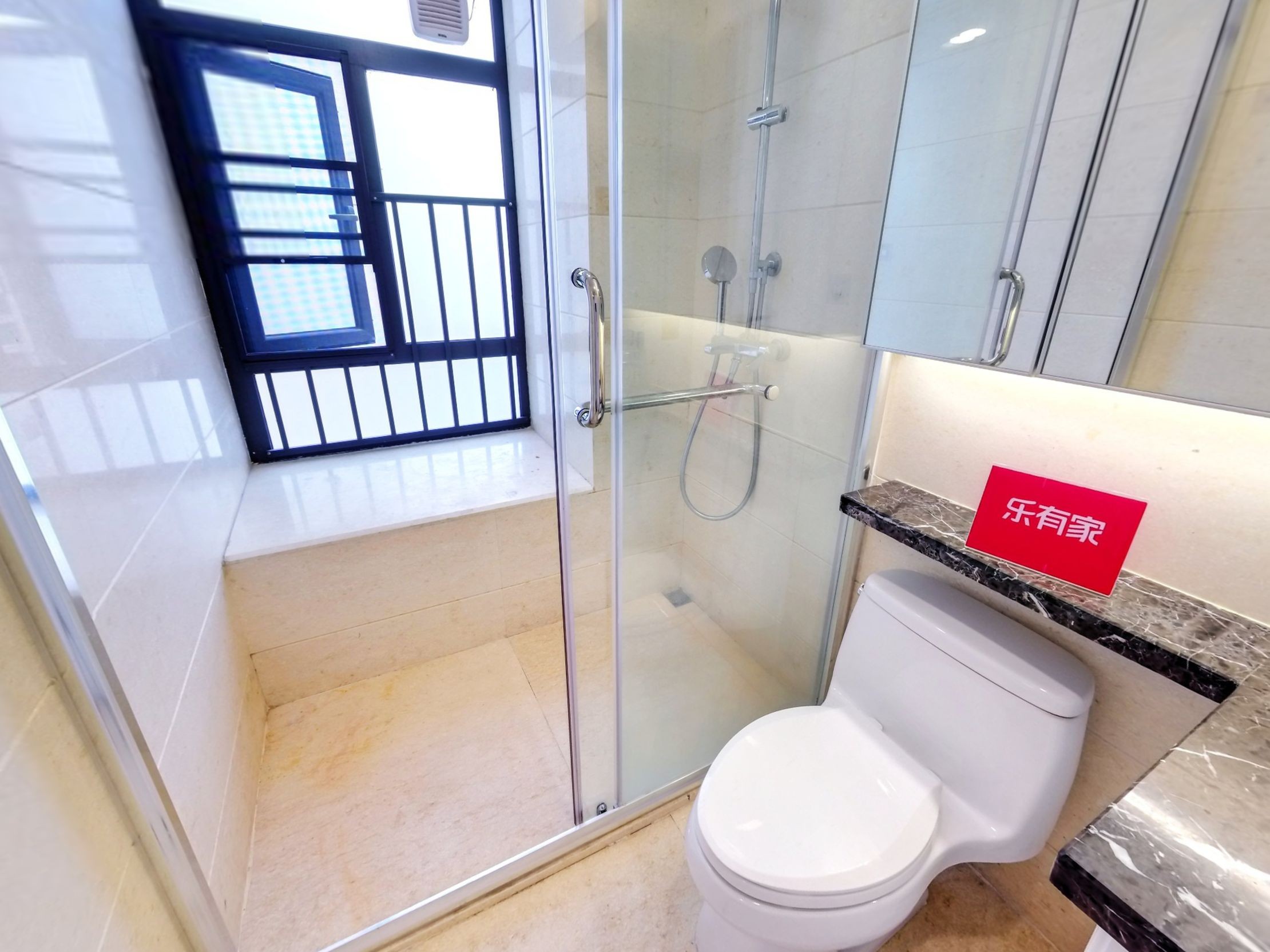 龙光玖龙玺花园二期 3房2厅2卫 83.12㎡