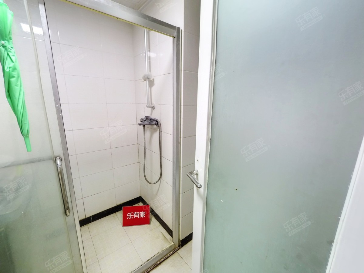 汇翠山庄阳光公寓厕所-1