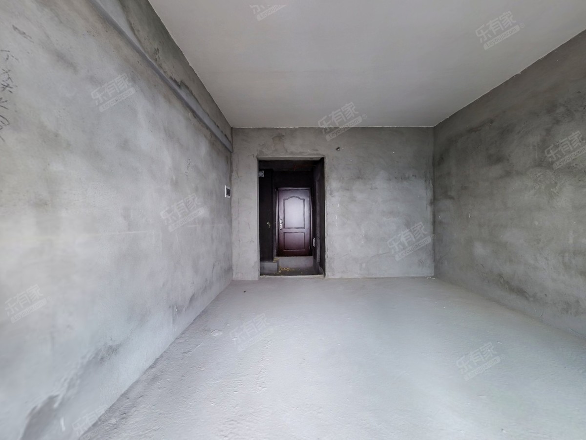 紫园住宅公寓毛坯出售书包香山