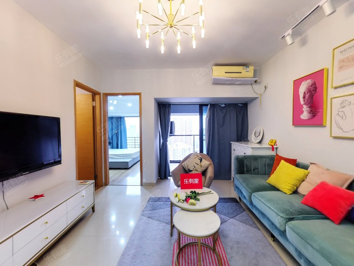 四海公寓精装一房，户型方正使用率高，适合居家