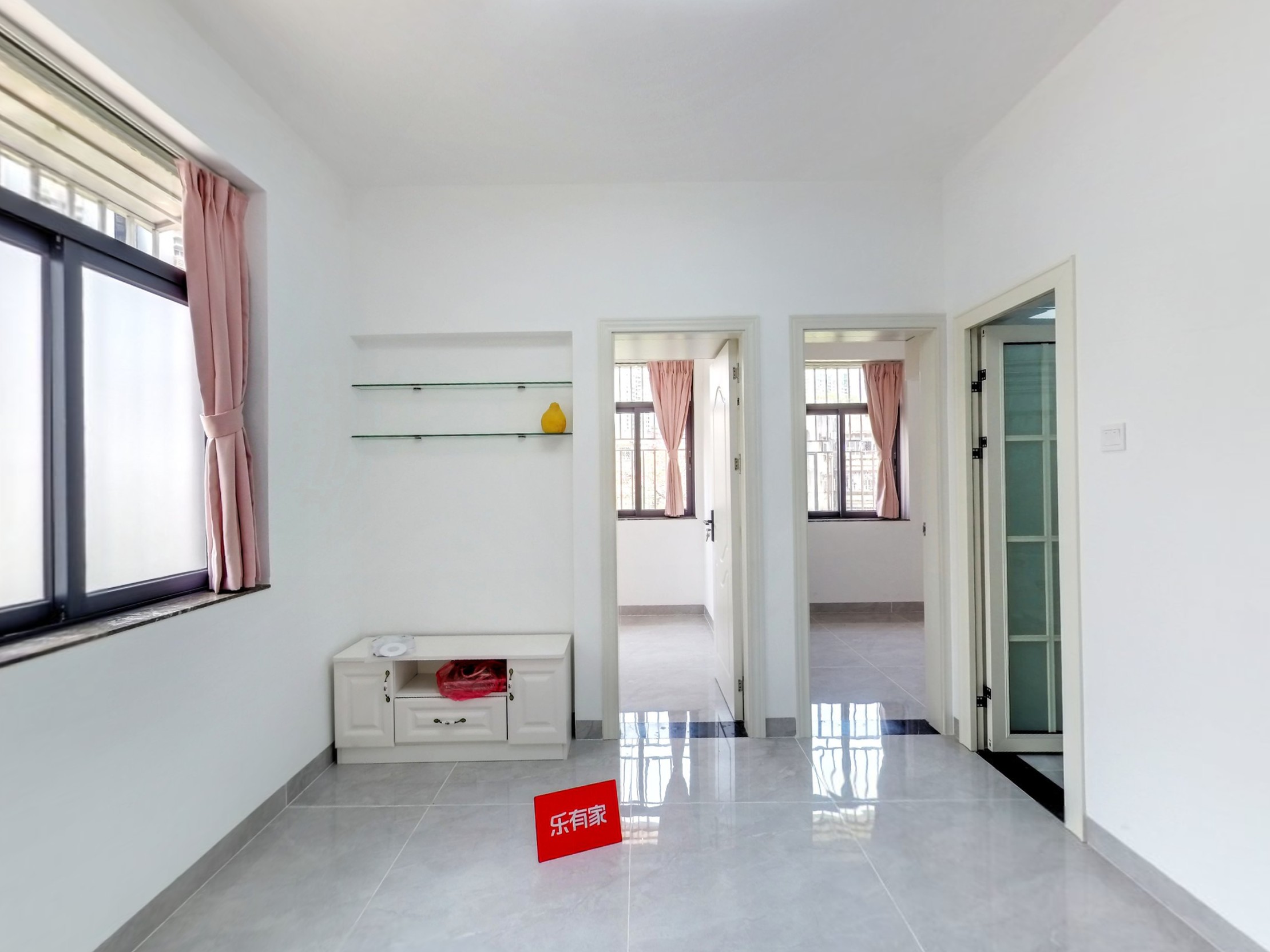 翠竹苑方正户型，通风采光极佳，地面+空中花园，业主诚售，随时看房！-深圳翠竹苑二手房