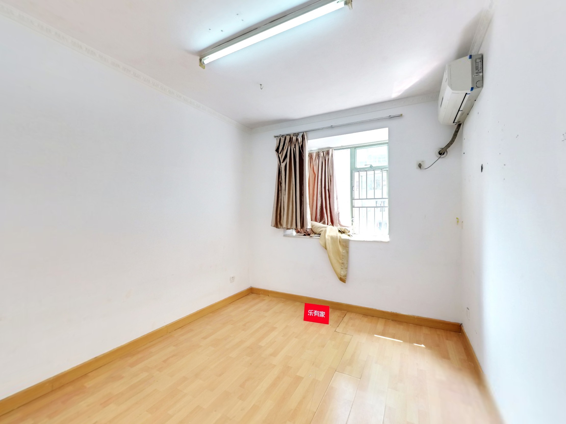 海珑华苑 3房2厅2卫 104㎡