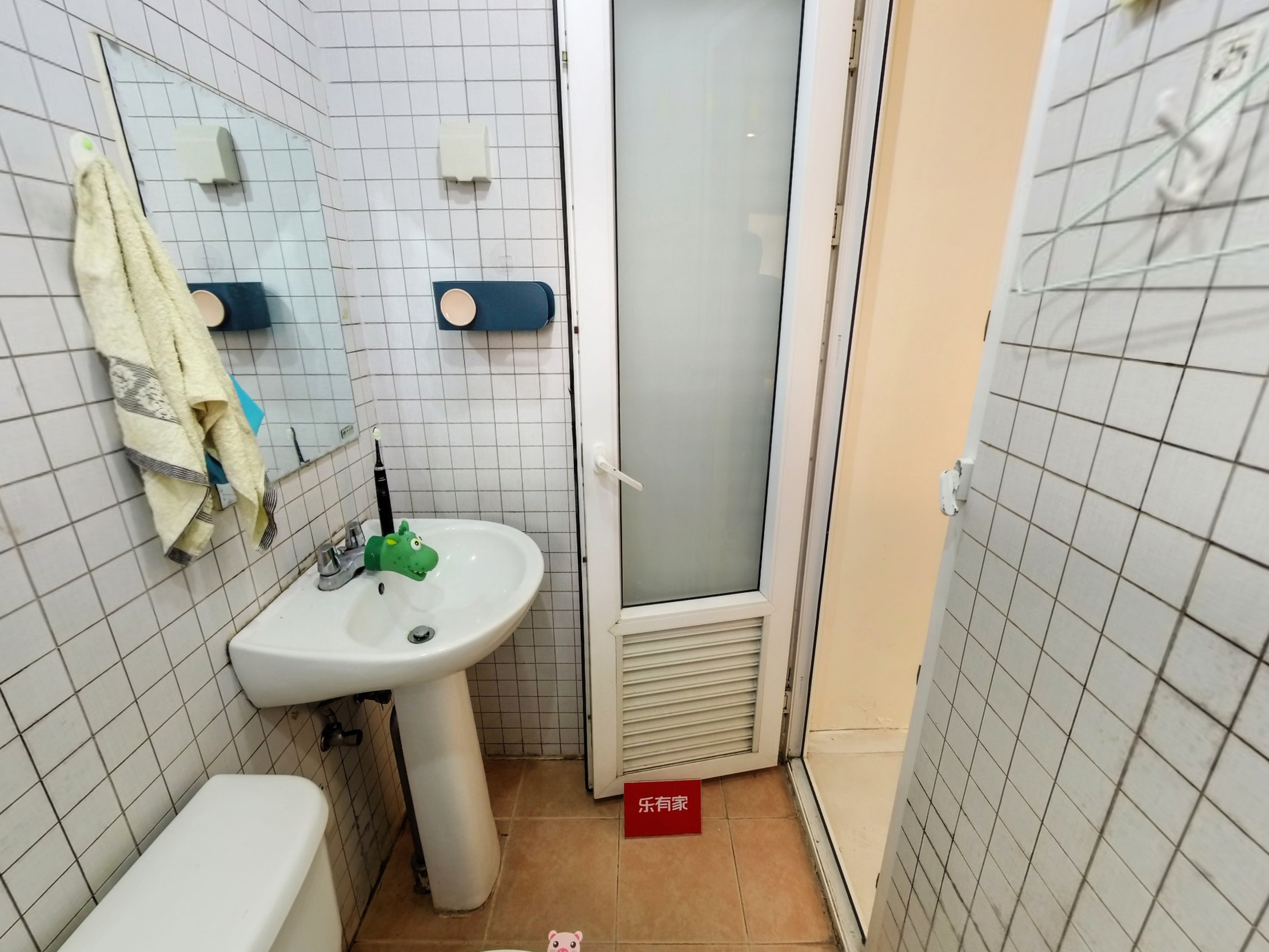 莲花山下，豪宅社区，管理规范，品质豪宅