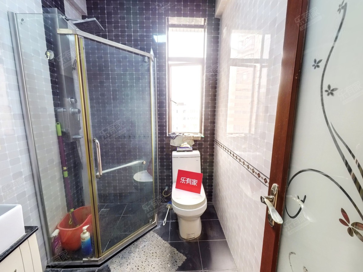 丰泰东海山庄厕所-1