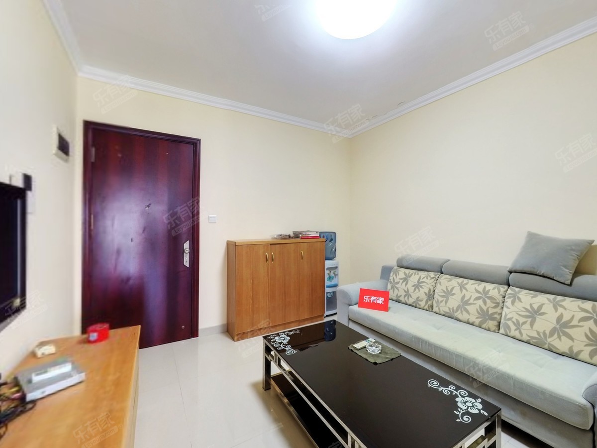 香樟国际，方正高楼层，地面花园，人车分流，近大型公园，业主诚售！