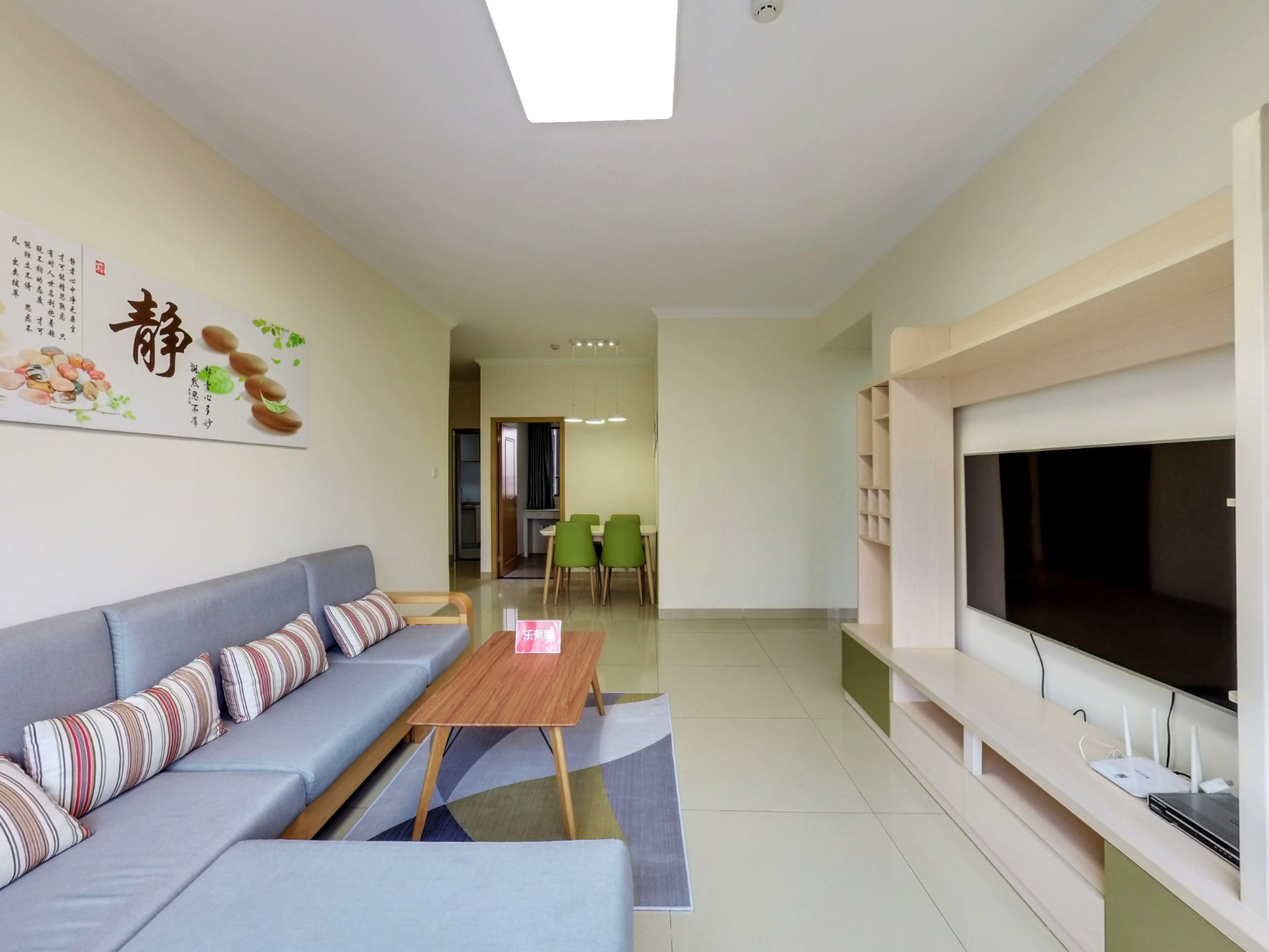 宝生，次新朝东三房，家私齐全，看房方便