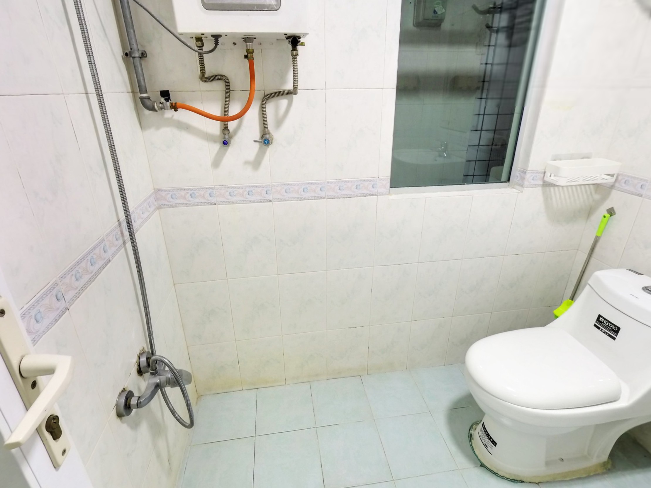 彩福大厦 1房1厅1卫 51.76㎡