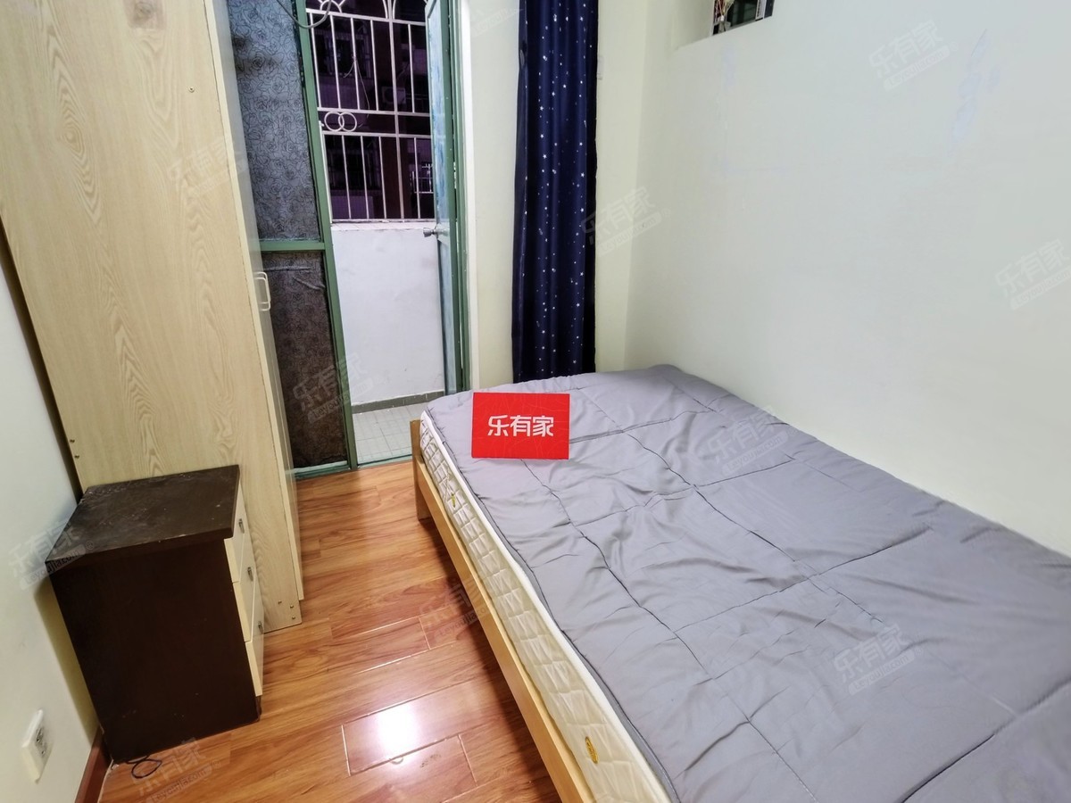 方正户型，使用率高，采光，通风好。