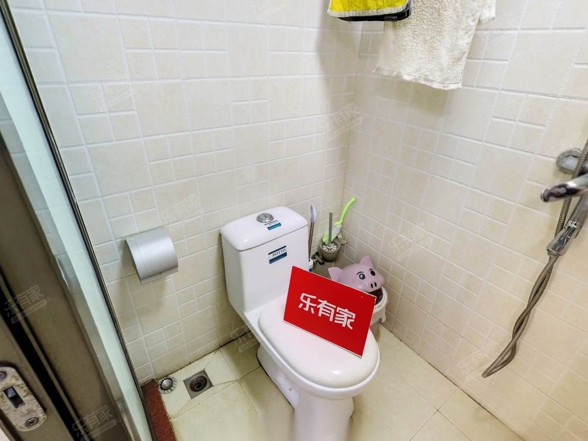 荣超花园厕所-1