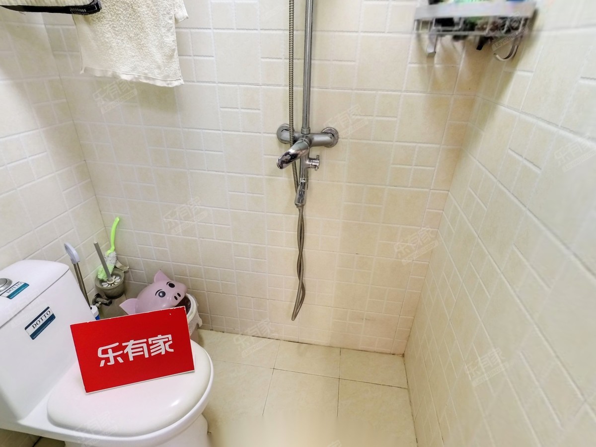 荣超花园厕所-1