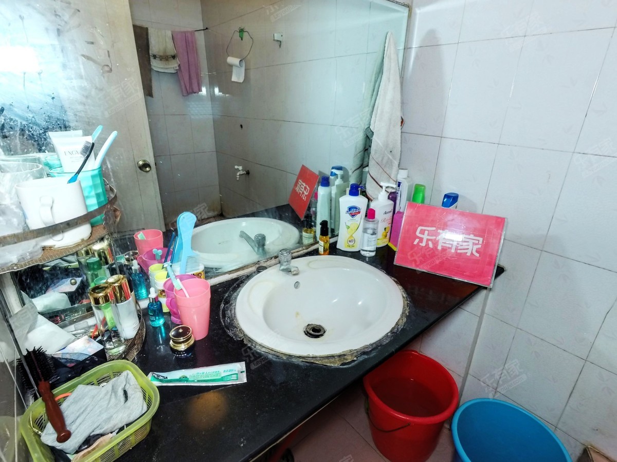 华侨城 3房2厅2卫 109㎡