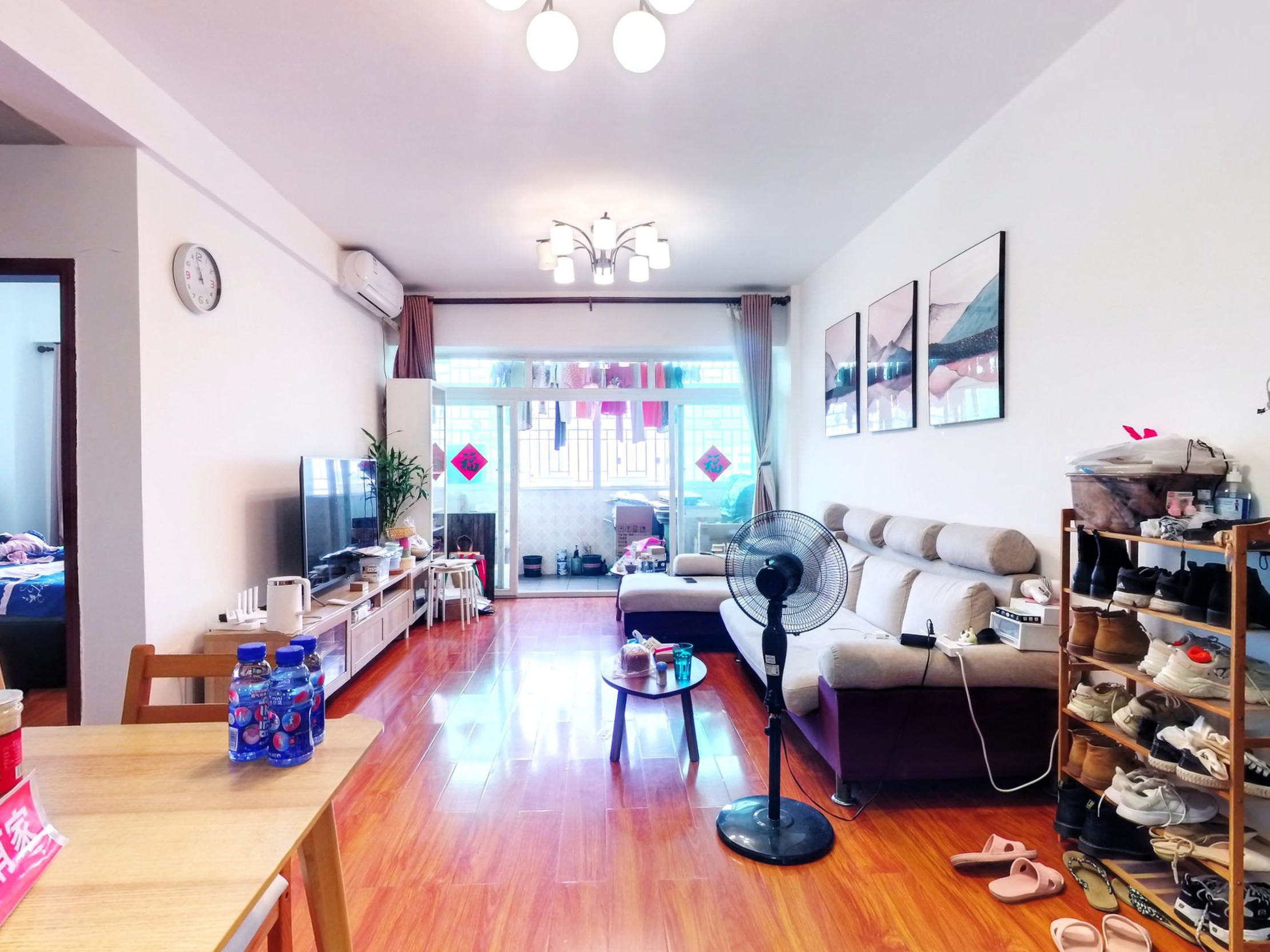 龙源大厦西北普装3室2厅86m²