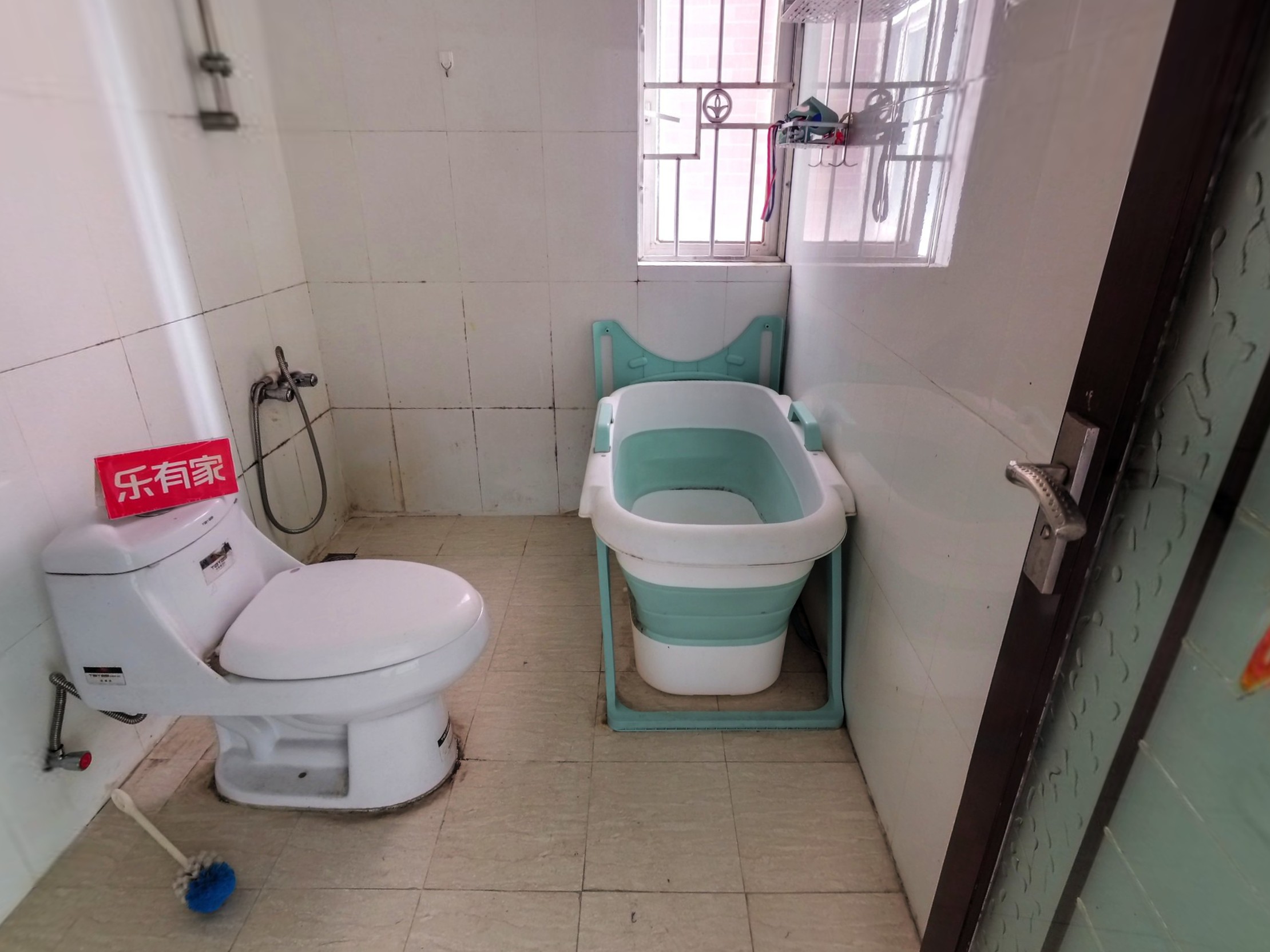 龙华中航格澜花园稀缺三房，双轨交汇，拎包入住