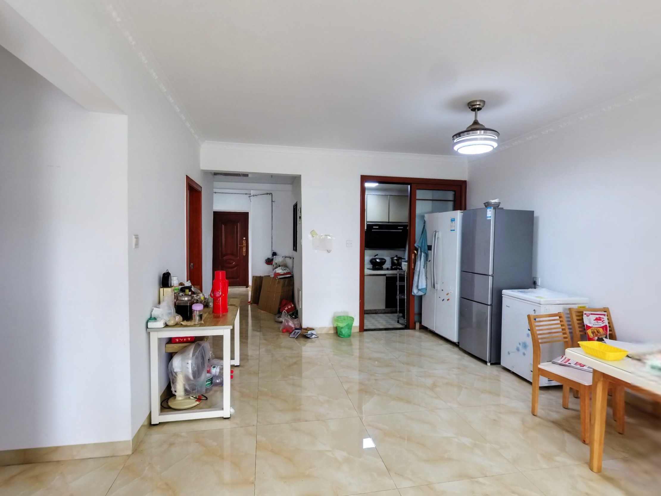 汇龙湾花园，方正户型，通风采光佳，重点学校旁，地面花园，人车分流，诚心出售，随时看房！