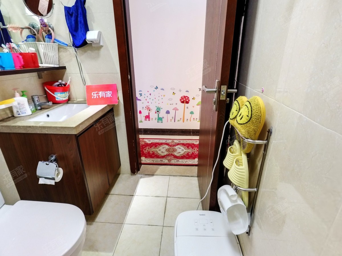 时代港厕所-1