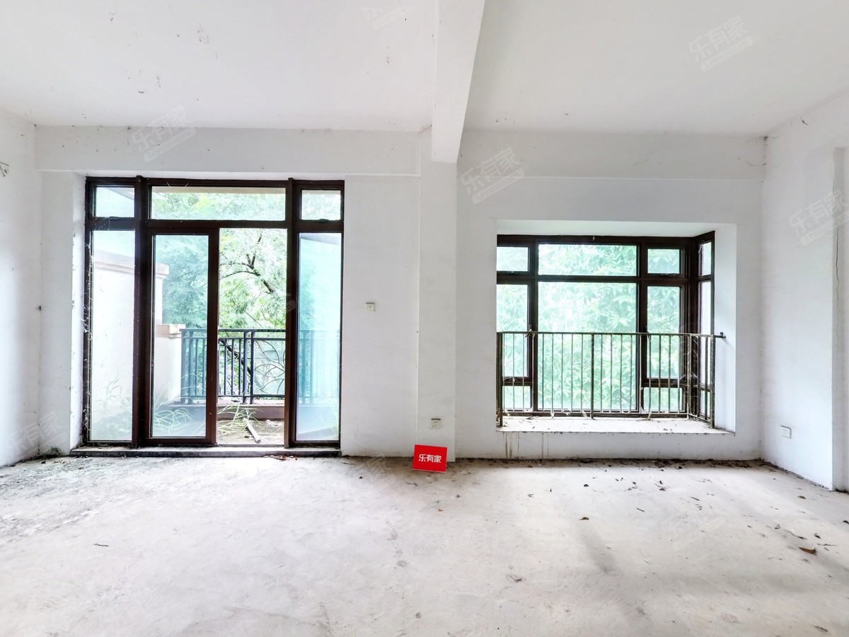 观湖园四房两厅两卫-深圳观湖园二手房