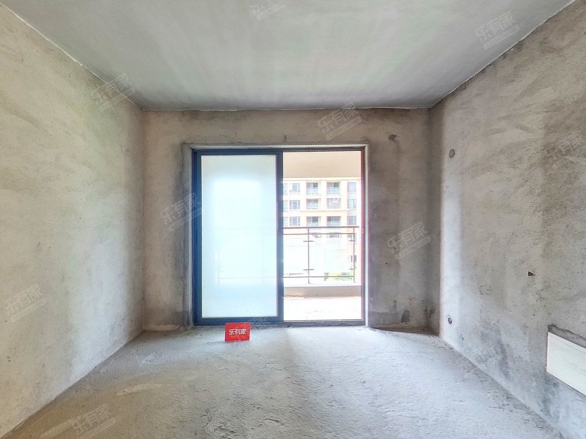 红旗小学学区房源，社区有商超，满五税少-惠州和稳商业广场二手房