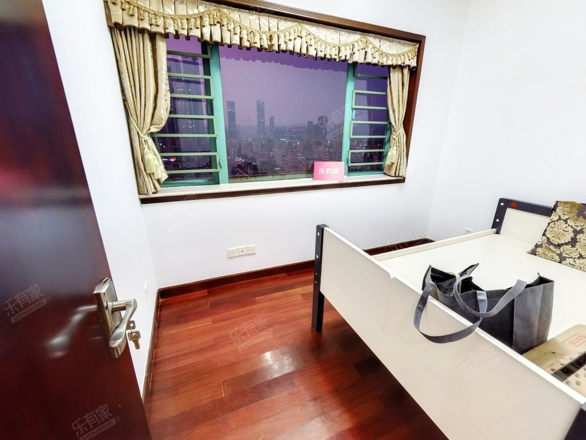 采光通透，视野开阔