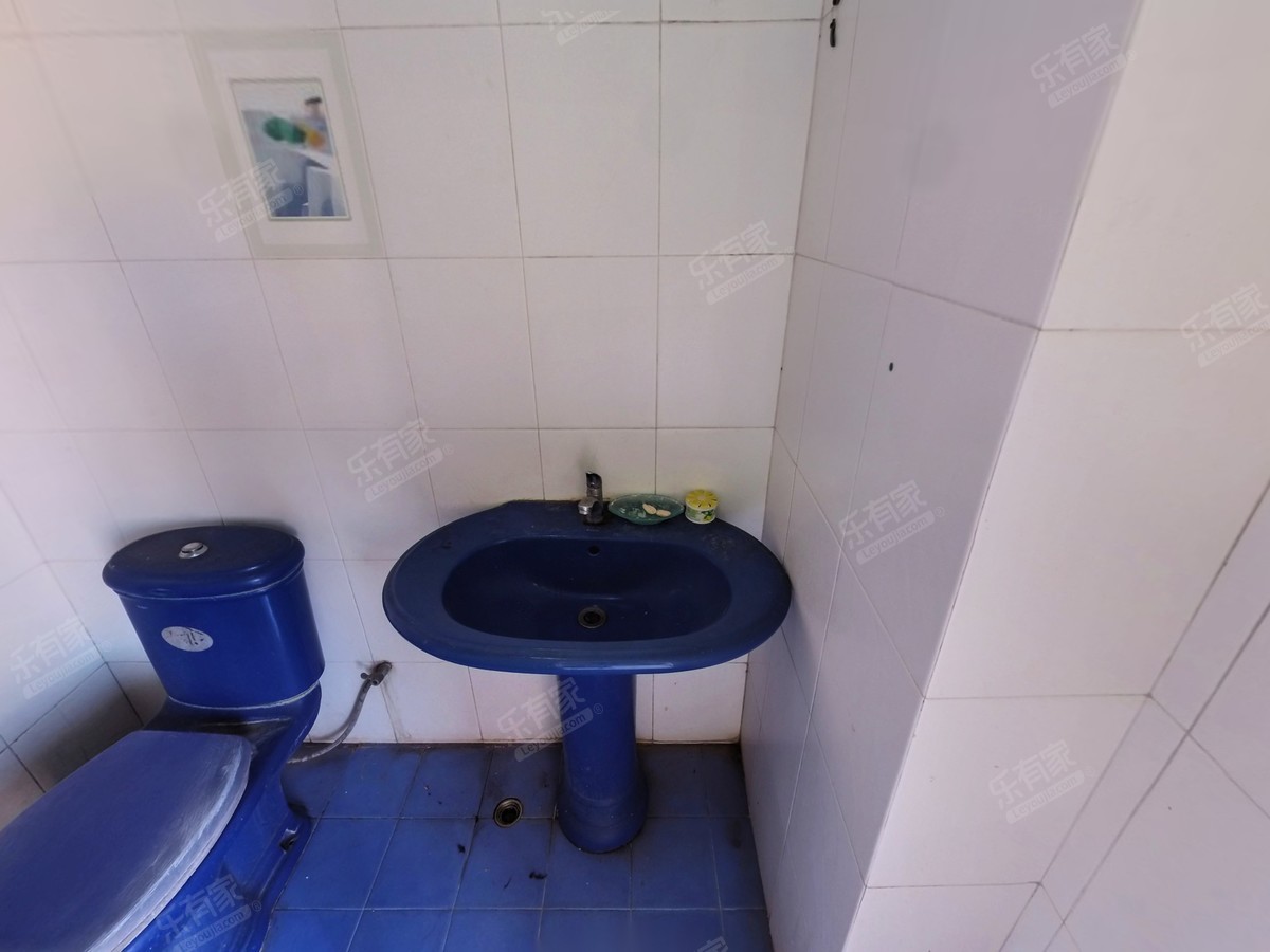 东康庭厕所-1