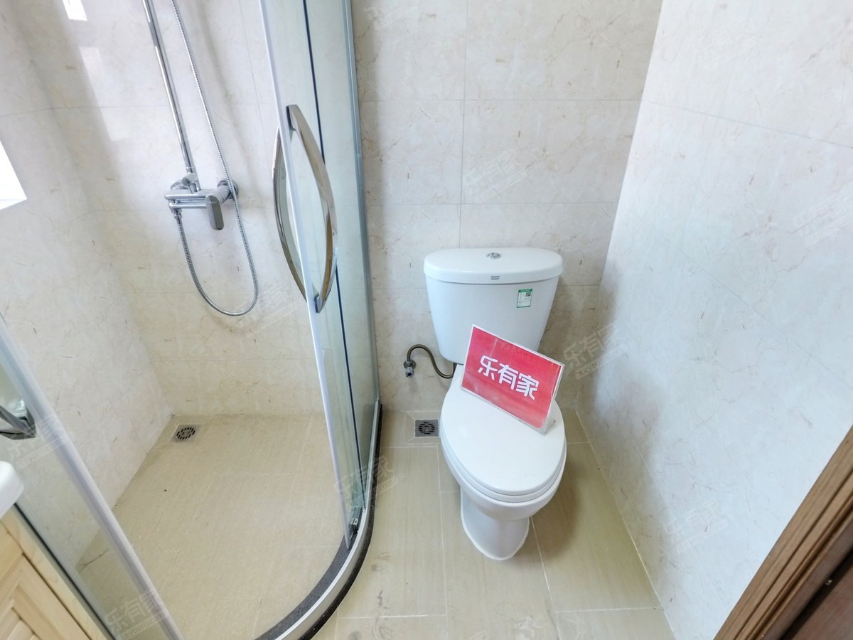 锦绣海湾城9期厕所-2