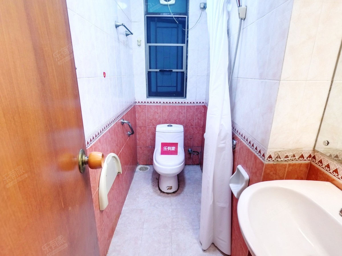 荟雅苑厕所-1