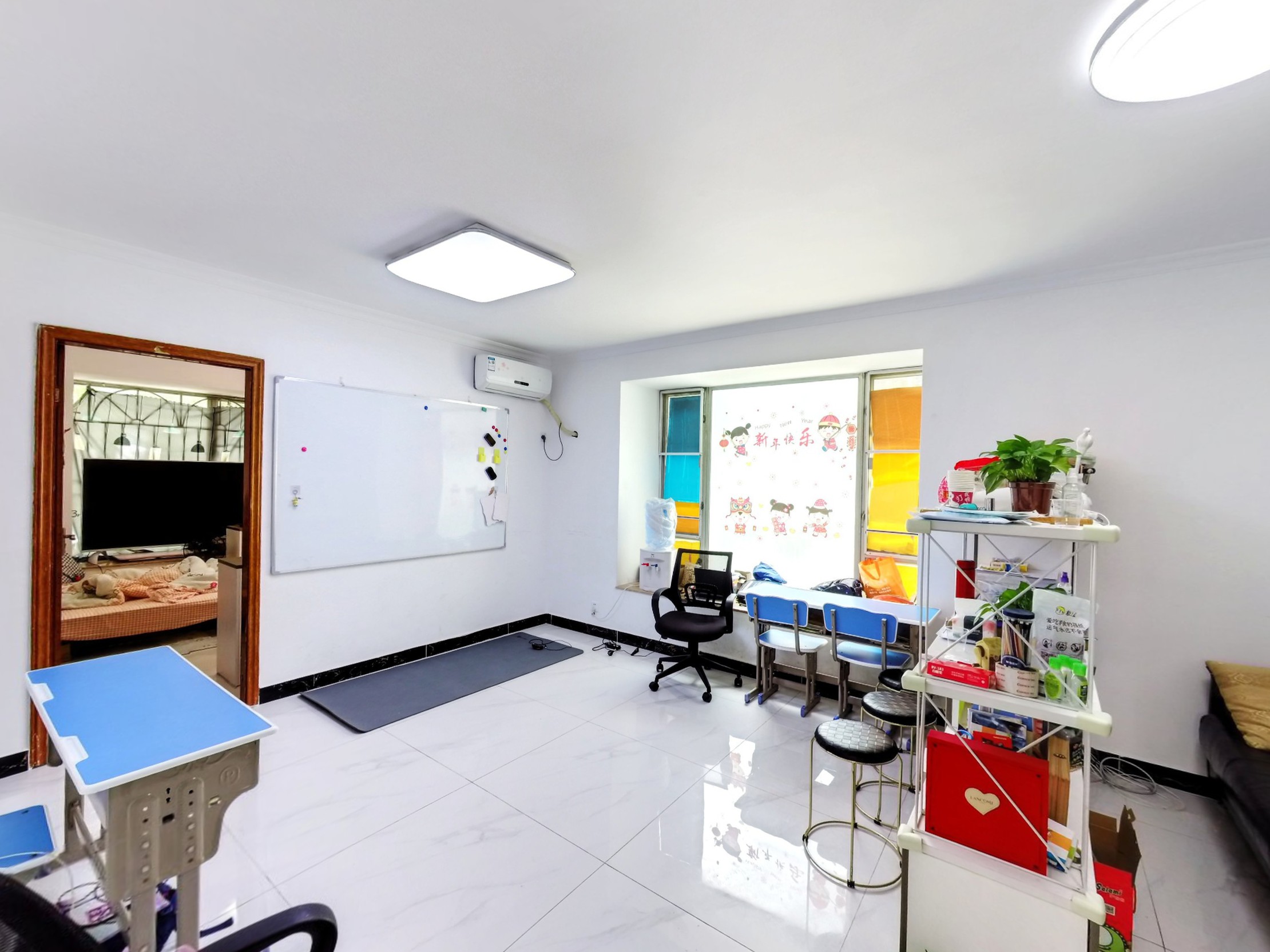 中海怡翠山庄一期南精装2室2厅66.21m²