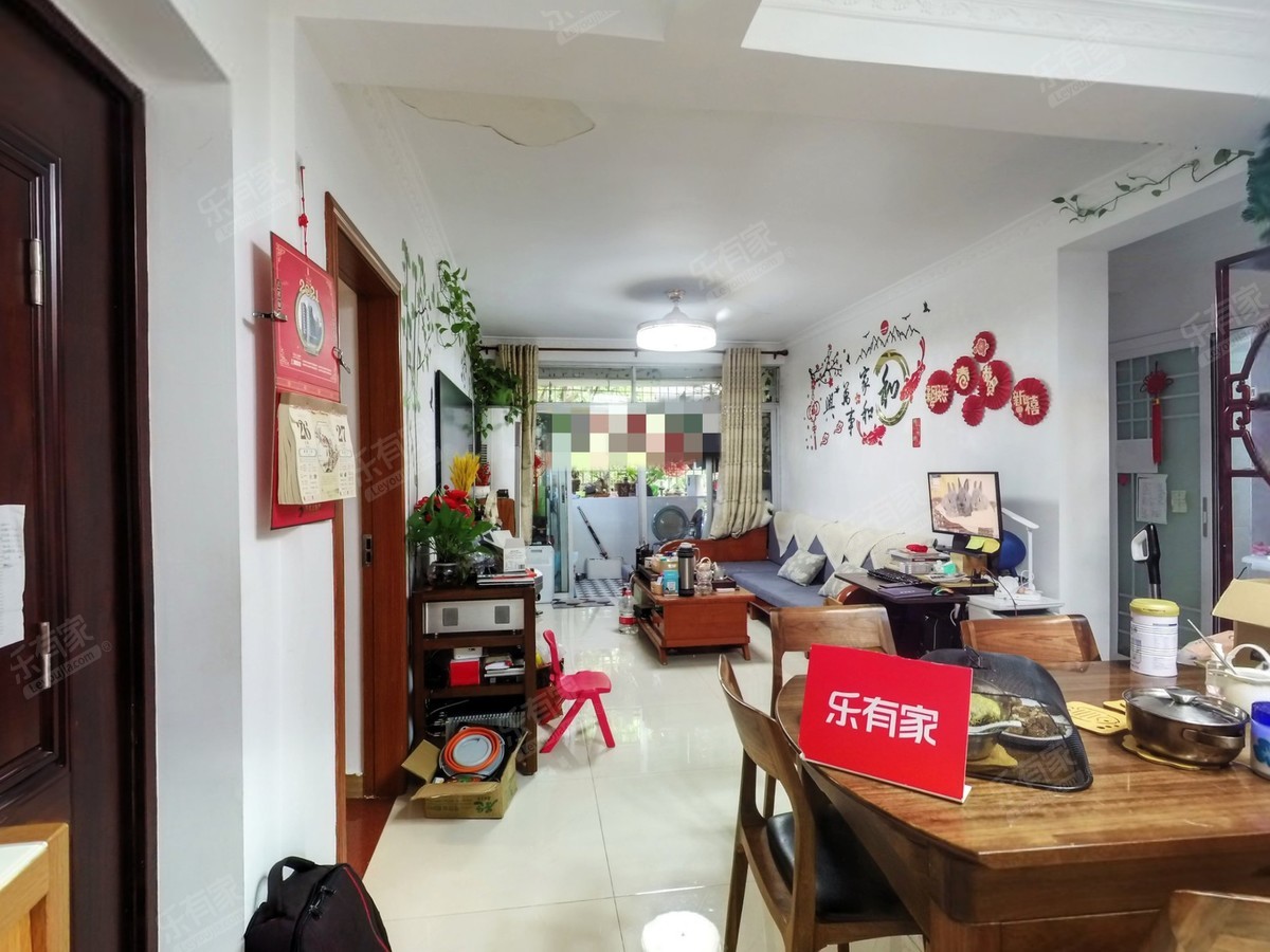 南油B区大三房户型