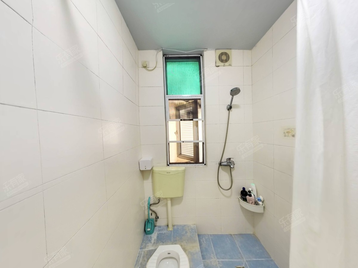 光彩山居岁月家园厕所-1