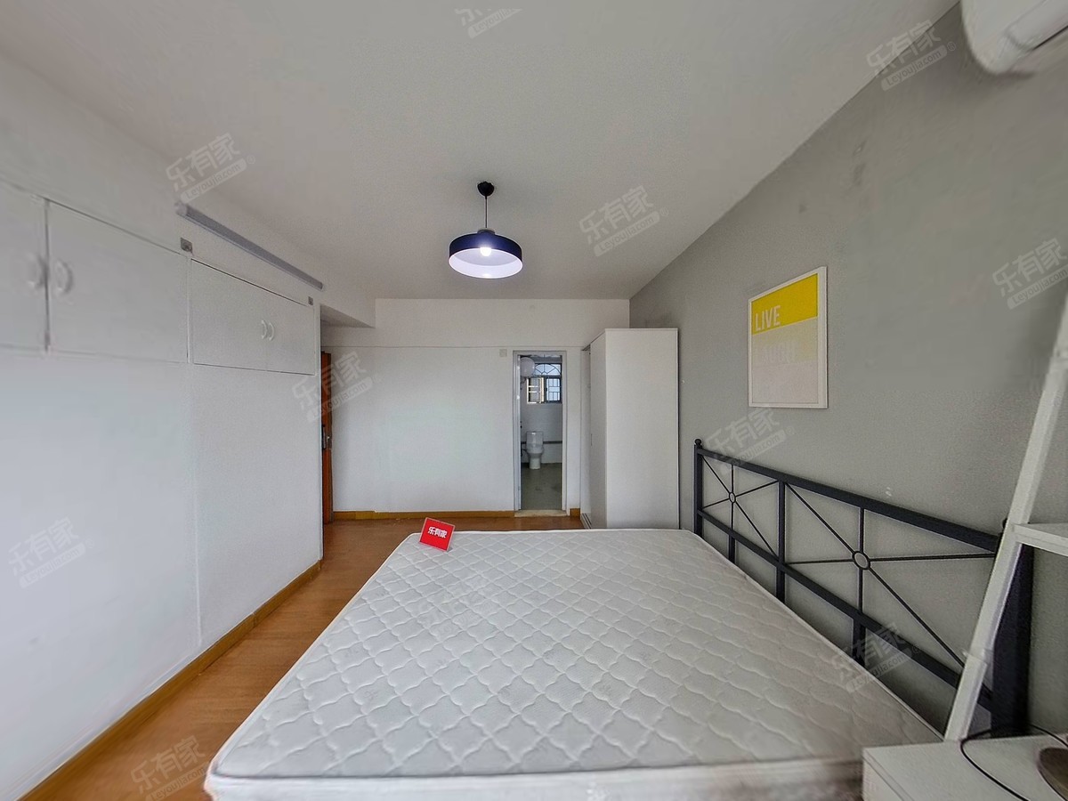 国都高尔夫花园二期 南北 普装 5室 1厅 160.19m²