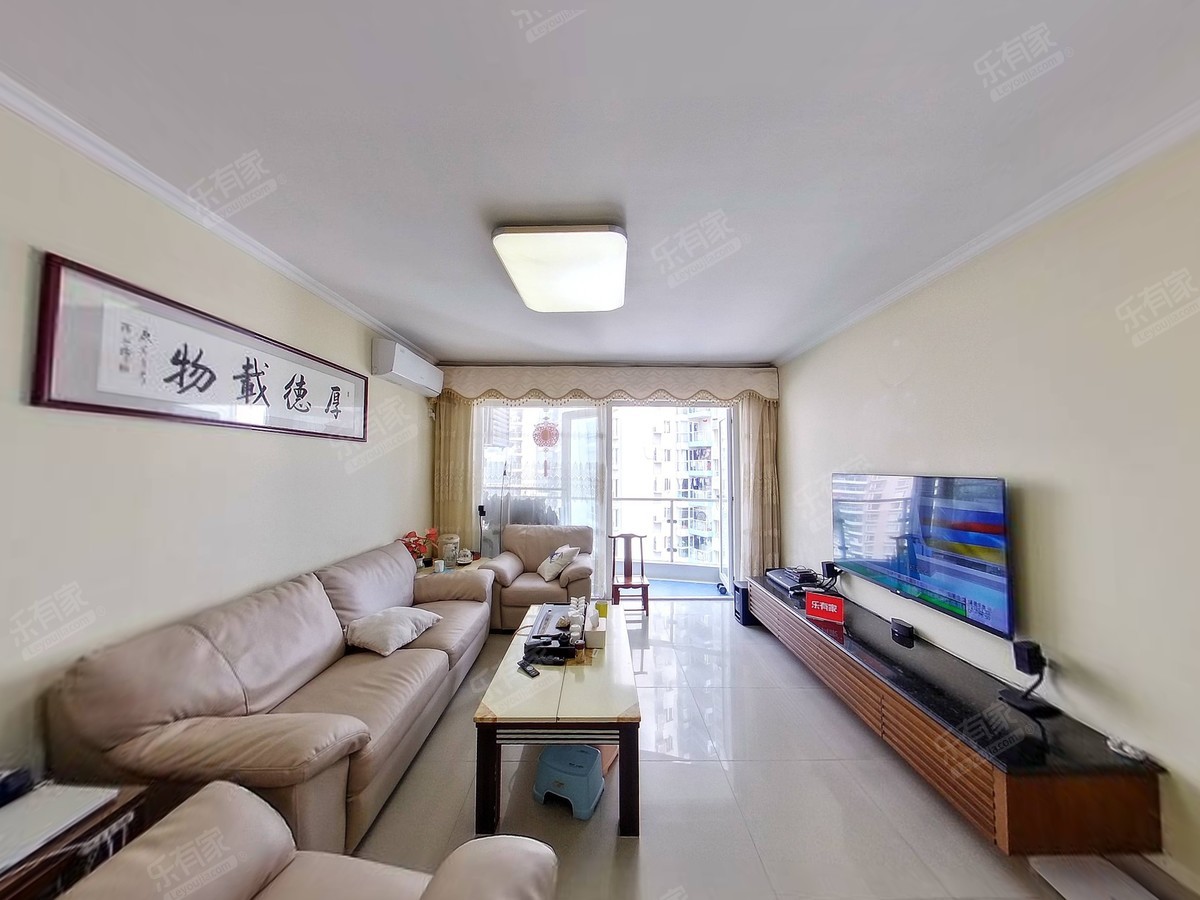 万科金色看花园安静位置，满五年