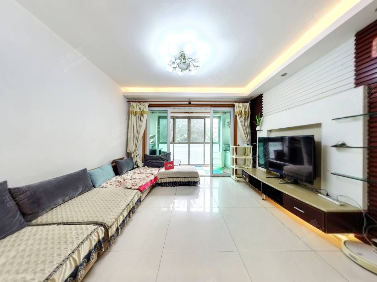 93平三房诚心卖，价格可沟通