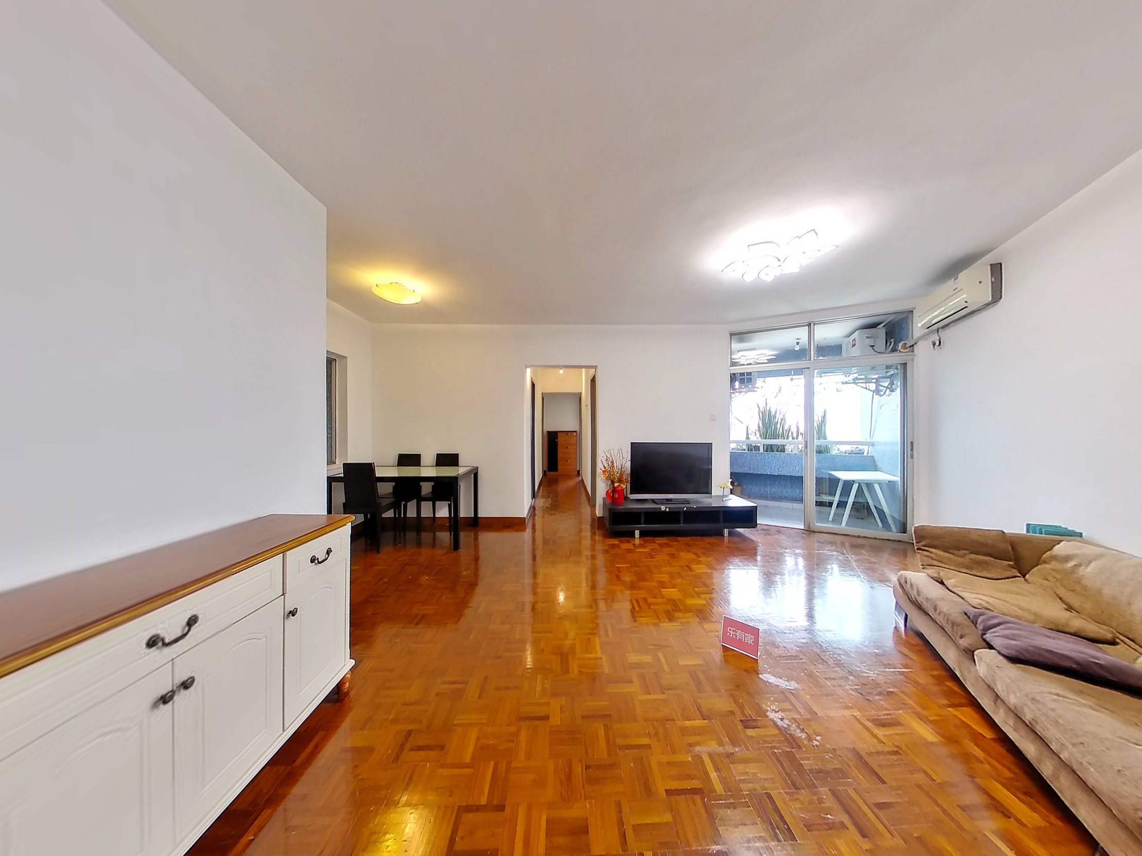 华侨城核心地段，小区车位充足，绿化高-深圳东方花园（深圳）二手房