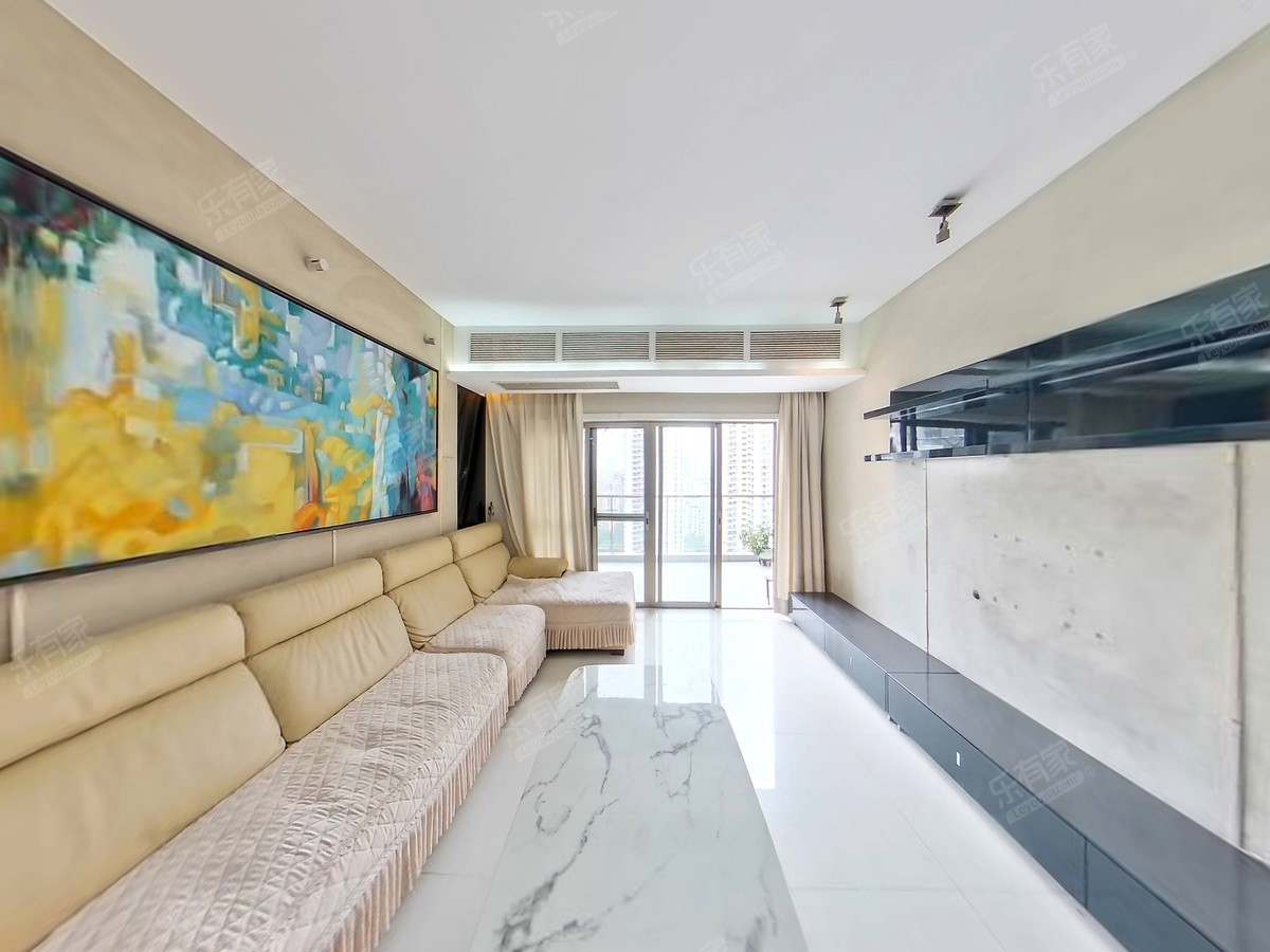 香格丽苑大三房，客厅出阳台，看小区花园，景观无遮挡-深圳香格丽苑二手房