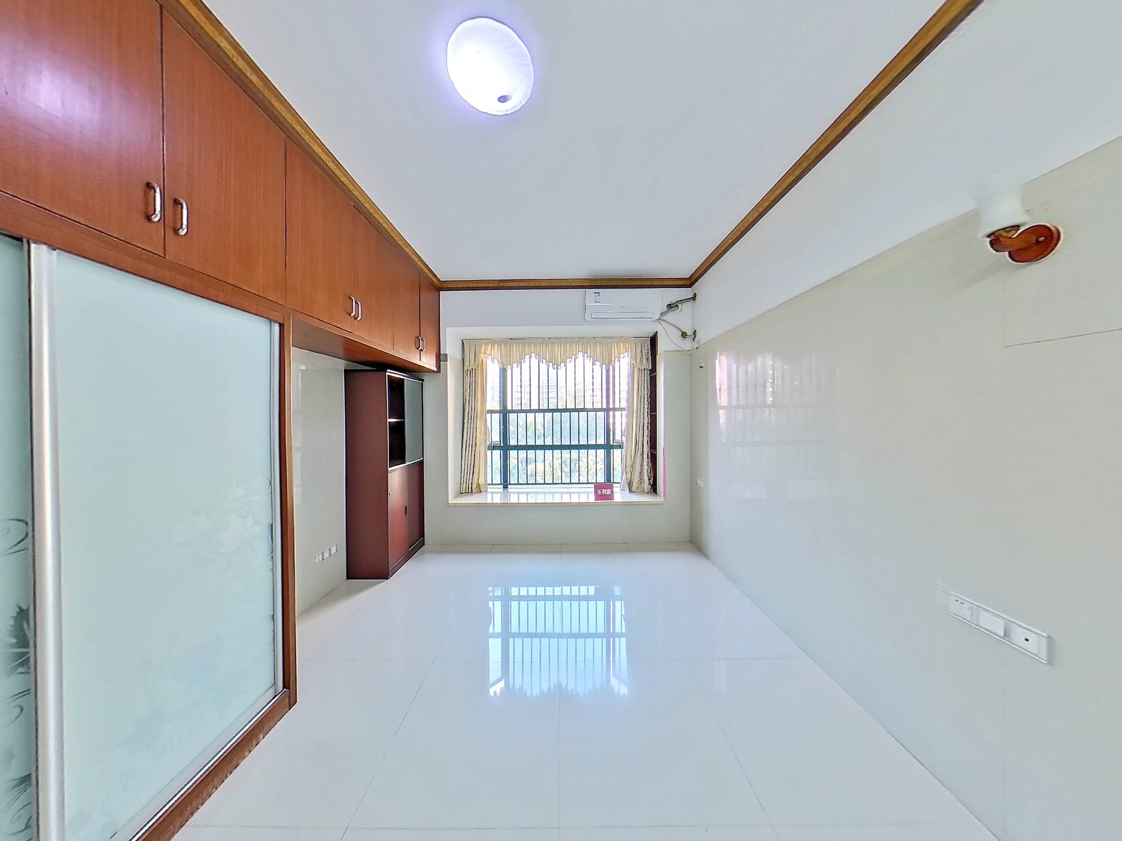 桑达棕榈堡，花园户型，诚心出售！