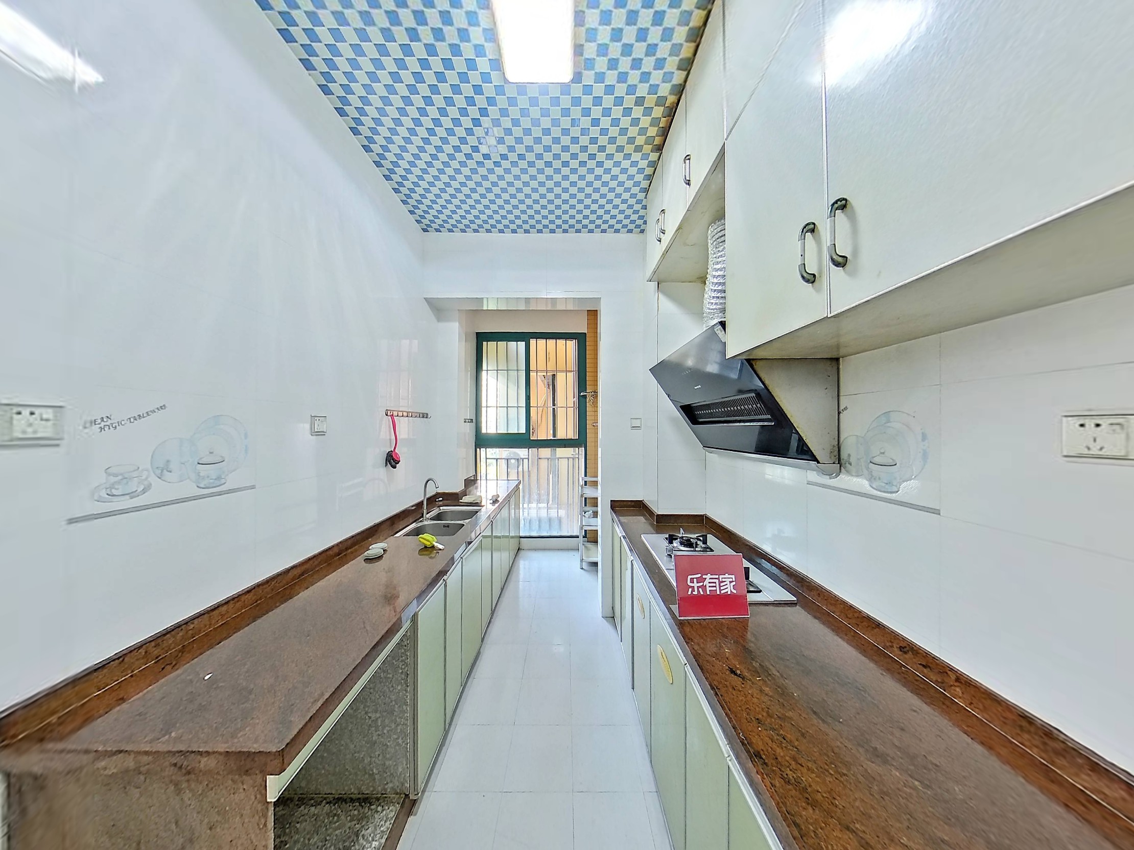 桑达棕榈堡，花园户型，诚心出售！